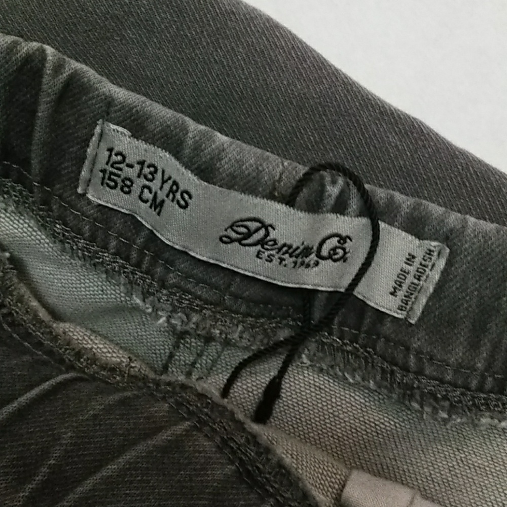 Pants - Picture 2 of 3